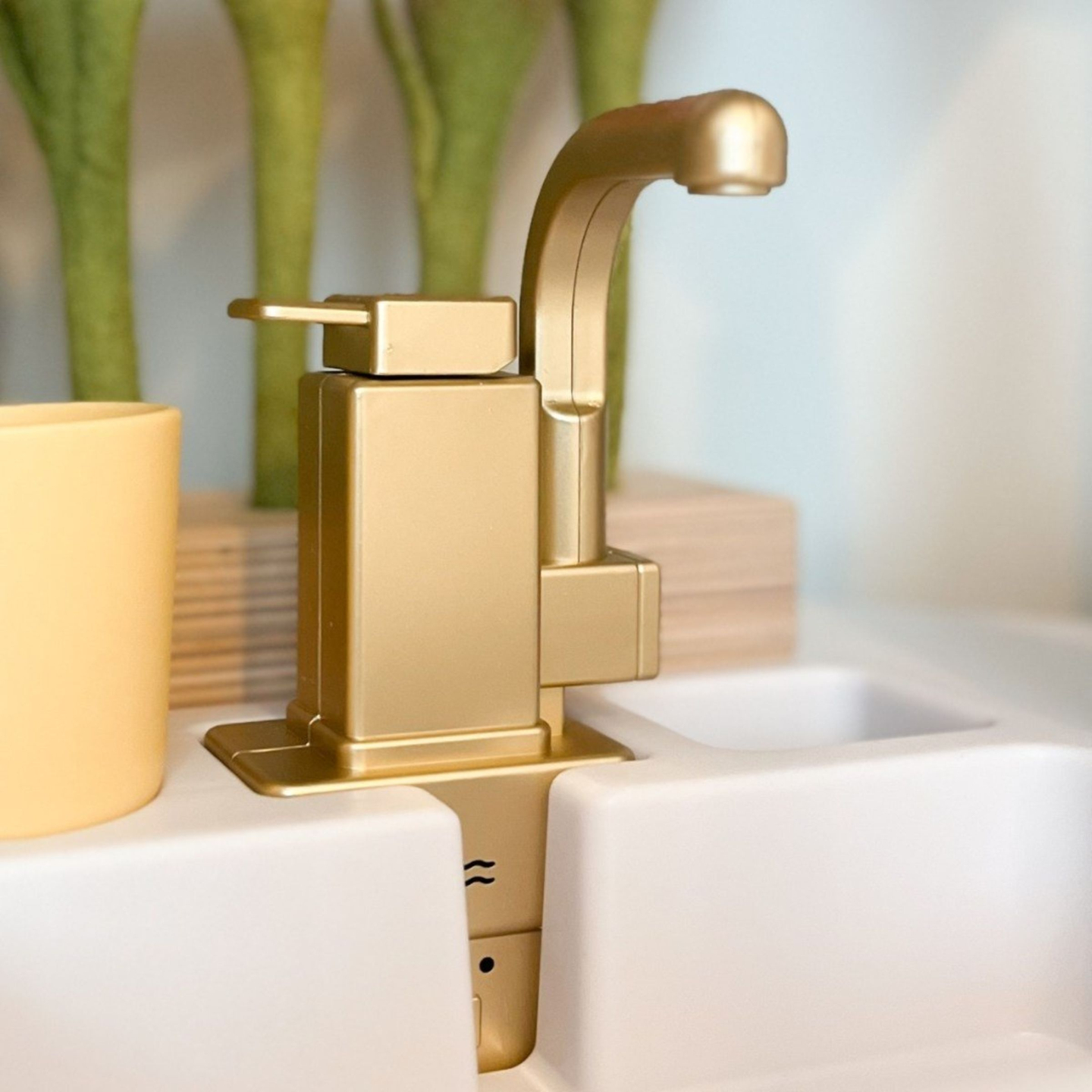 XXXXL veľká drevená interaktívna kuchyňa s LED osvetlením, práčkou, mikrovlnnou rúrou, kávovarom a sadou ovocia a zeleniny - 50 prvkov