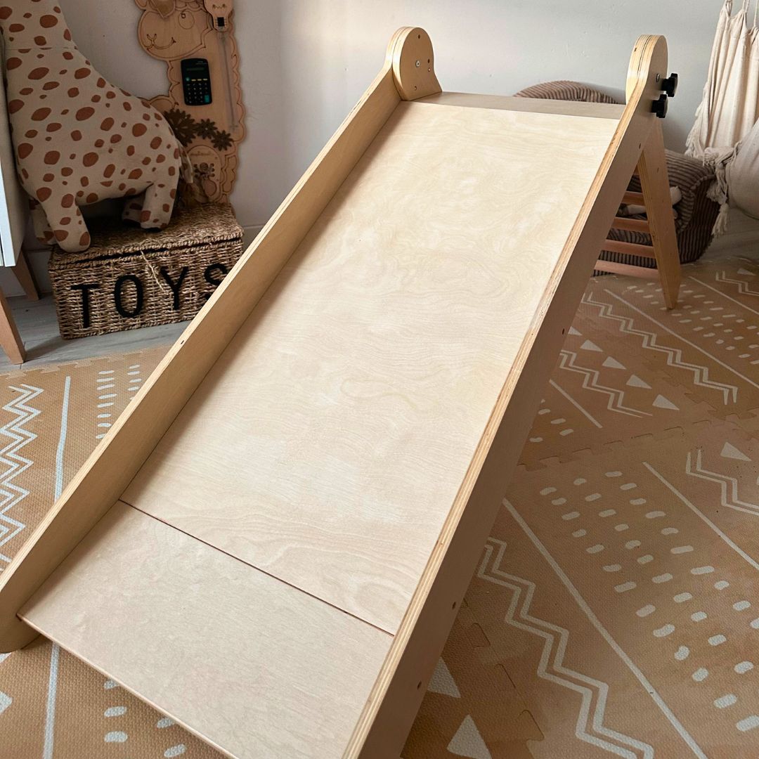 Drevená šmykľavka s rebríkom pre deti