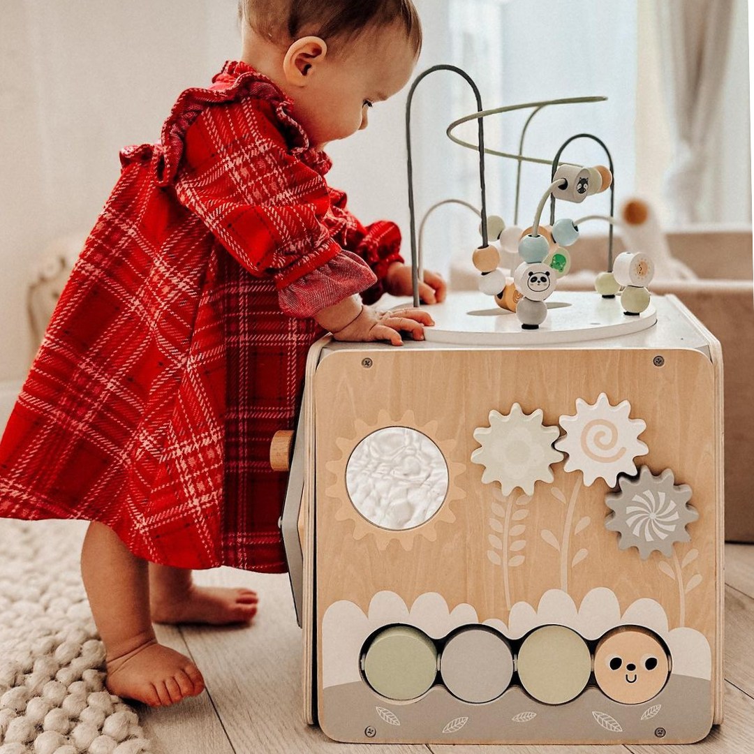 Veľká drevená kocka so slučkou - Montessori