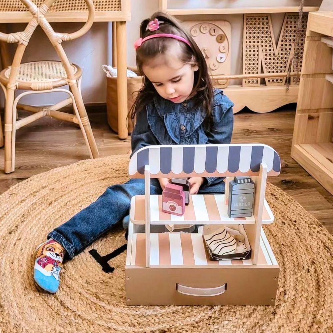 Skladací drevený obchod - kaviareň, cukráreň s príslušenstvom