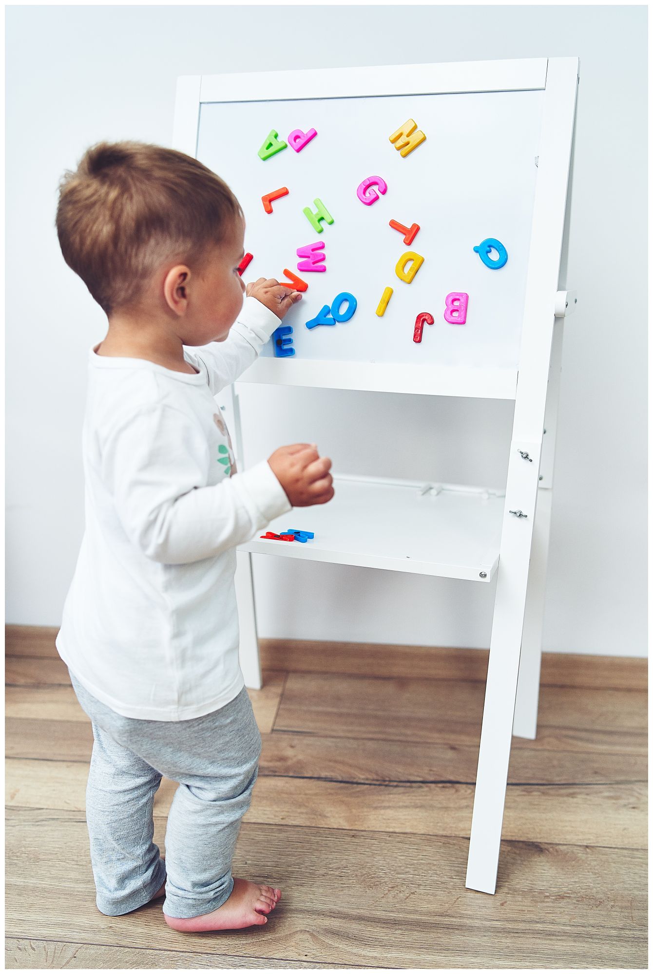 Vzdelávacia obojstranná tabuľa: magnetická a kriedová - suché utieranie, drevená, pre deti, skladacia