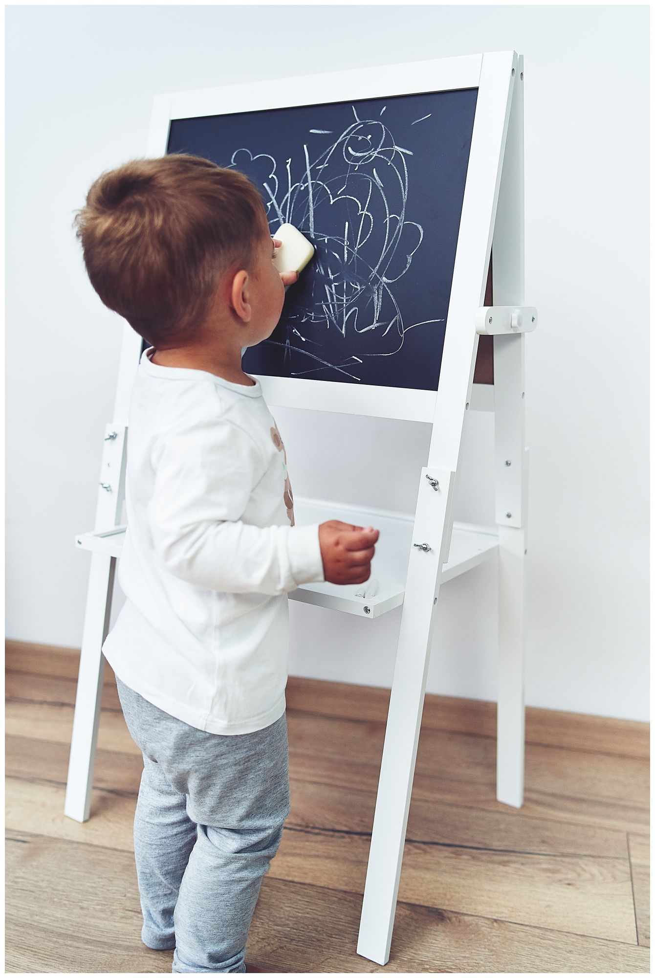 Vzdelávacia obojstranná tabuľa: magnetická a kriedová - suché utieranie, drevená, pre deti, skladacia