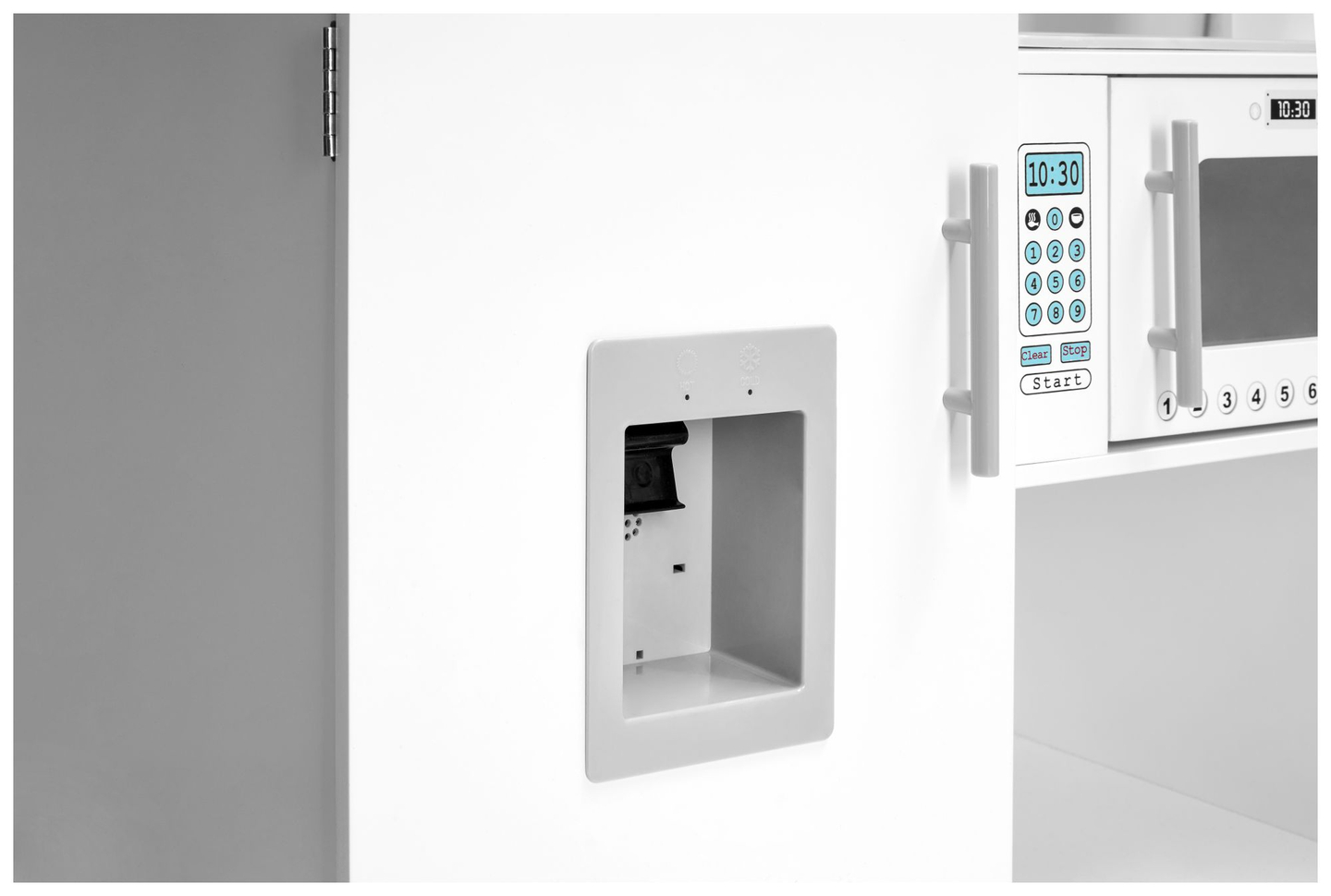 Rohová drevená kuchyňa XXXL s chladničkou, rúrou, práčkou, zásterou a príslušenstvom