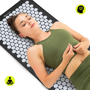 Veľká akupresúrna podložka s vankúšom a poťahom - 130 cm HyperMotion čiernobiela