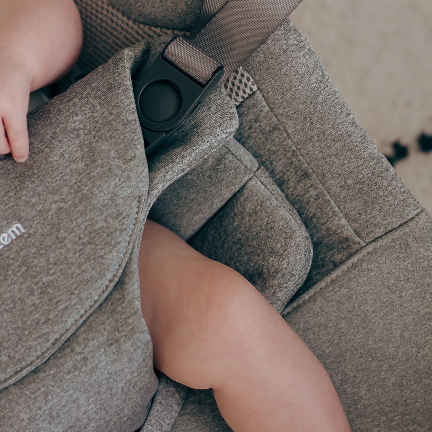 Hojdacie kreslo 2 v 1 Moby-Systém LILY - sivé