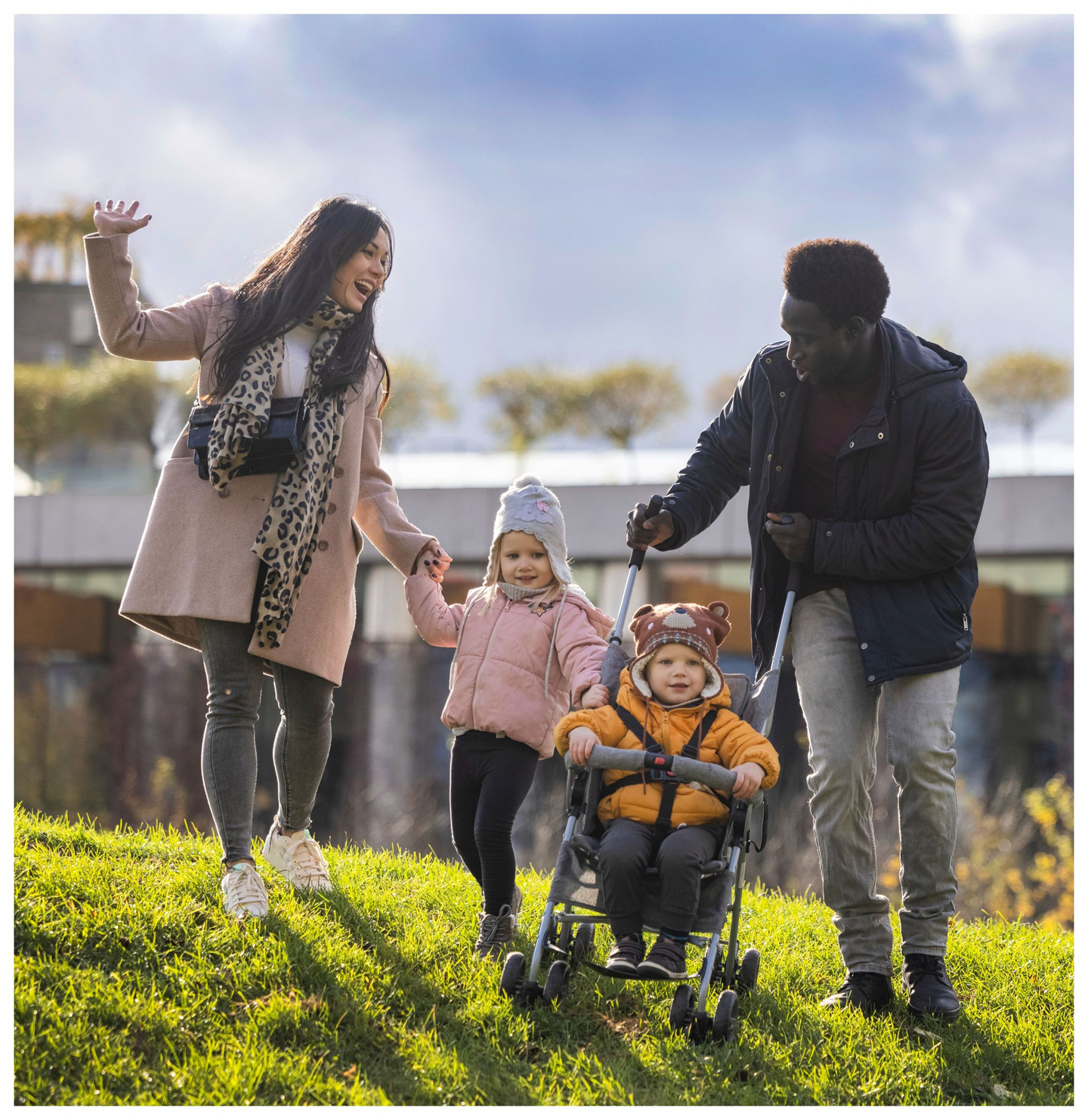 Ľahký skladací kočík Moby-System Barton farba: sivá