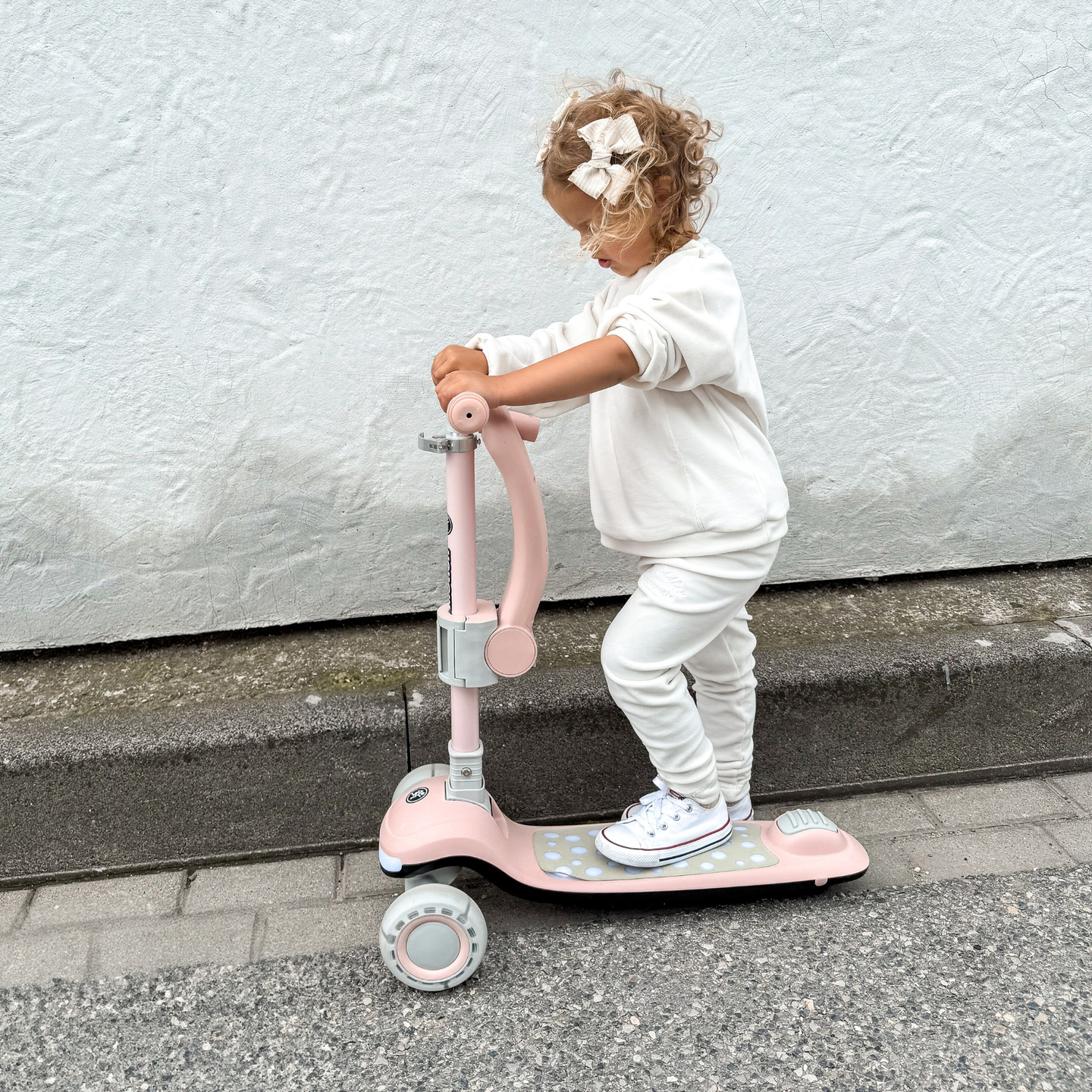 Balančná kolobežka HyperMotion LUMI 3 v 1 - osvetlená plošina a LED kolieska, farba ružová