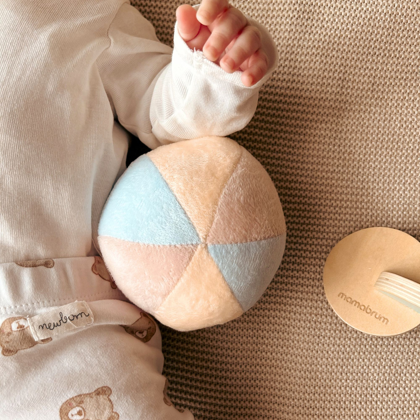 Montessori súprava hračiek pre batoľa 0-6 mesiacov