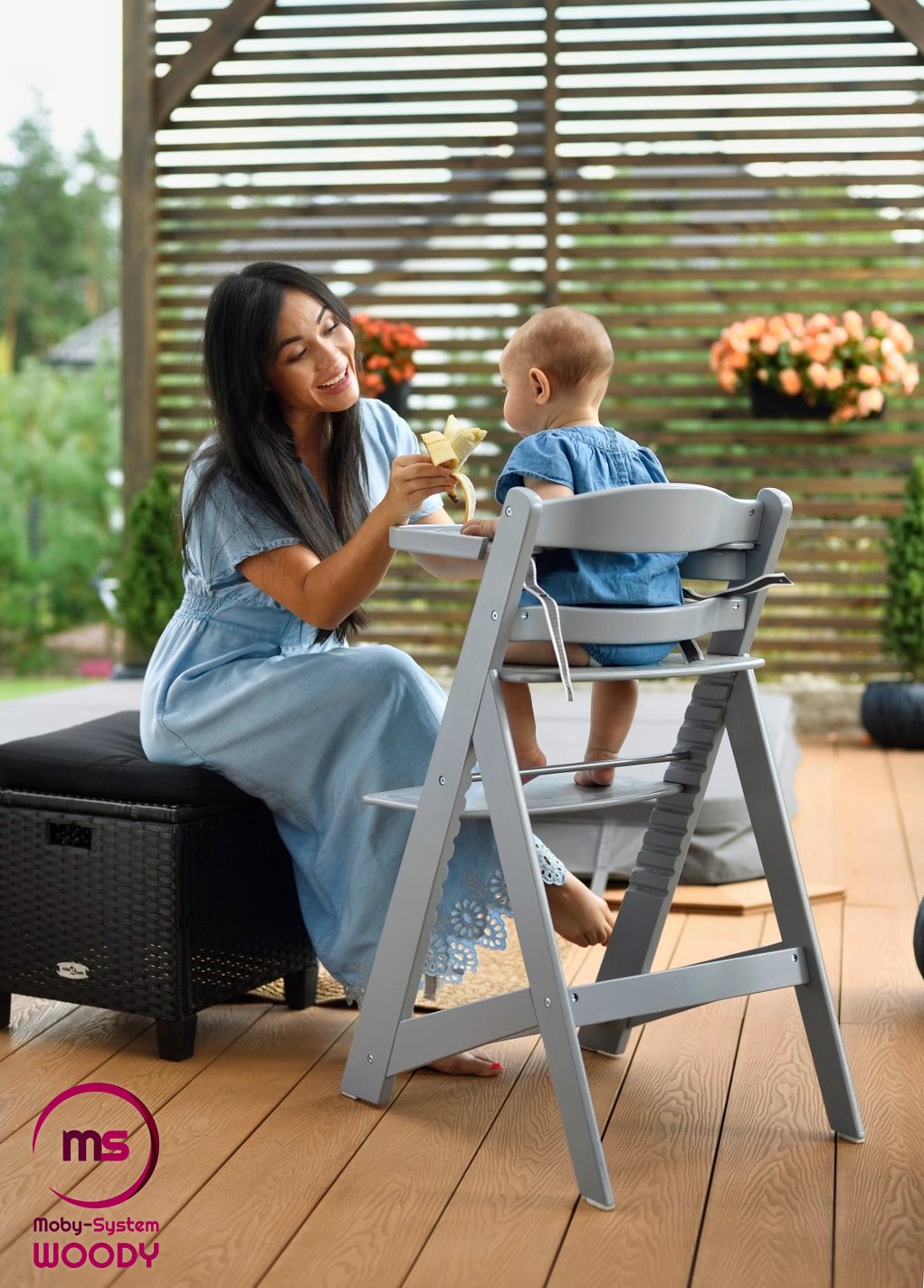 Drevená stolička na kŕmenie Moby-System WOODY - sivá farba