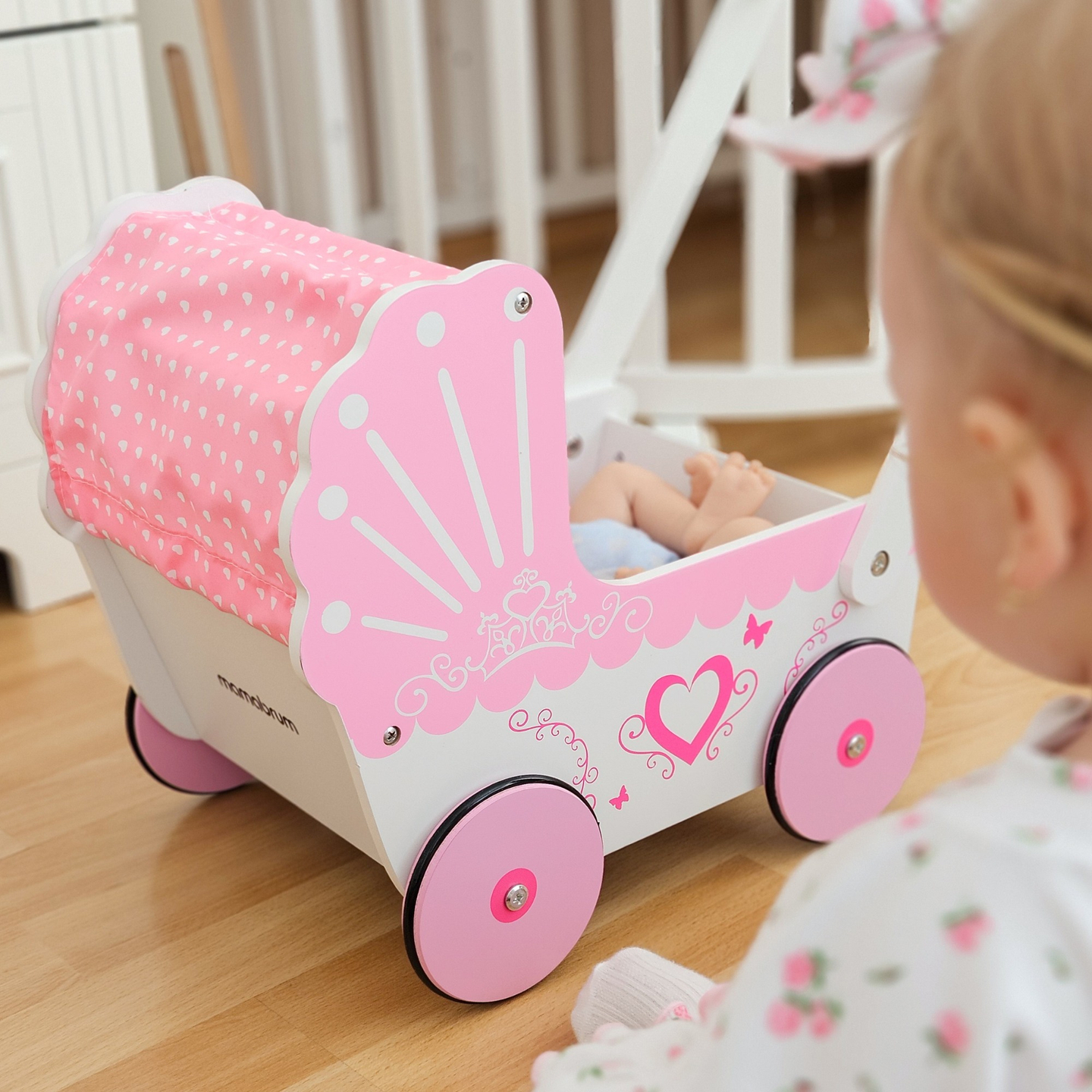 Drevený kočík pre bábiky
