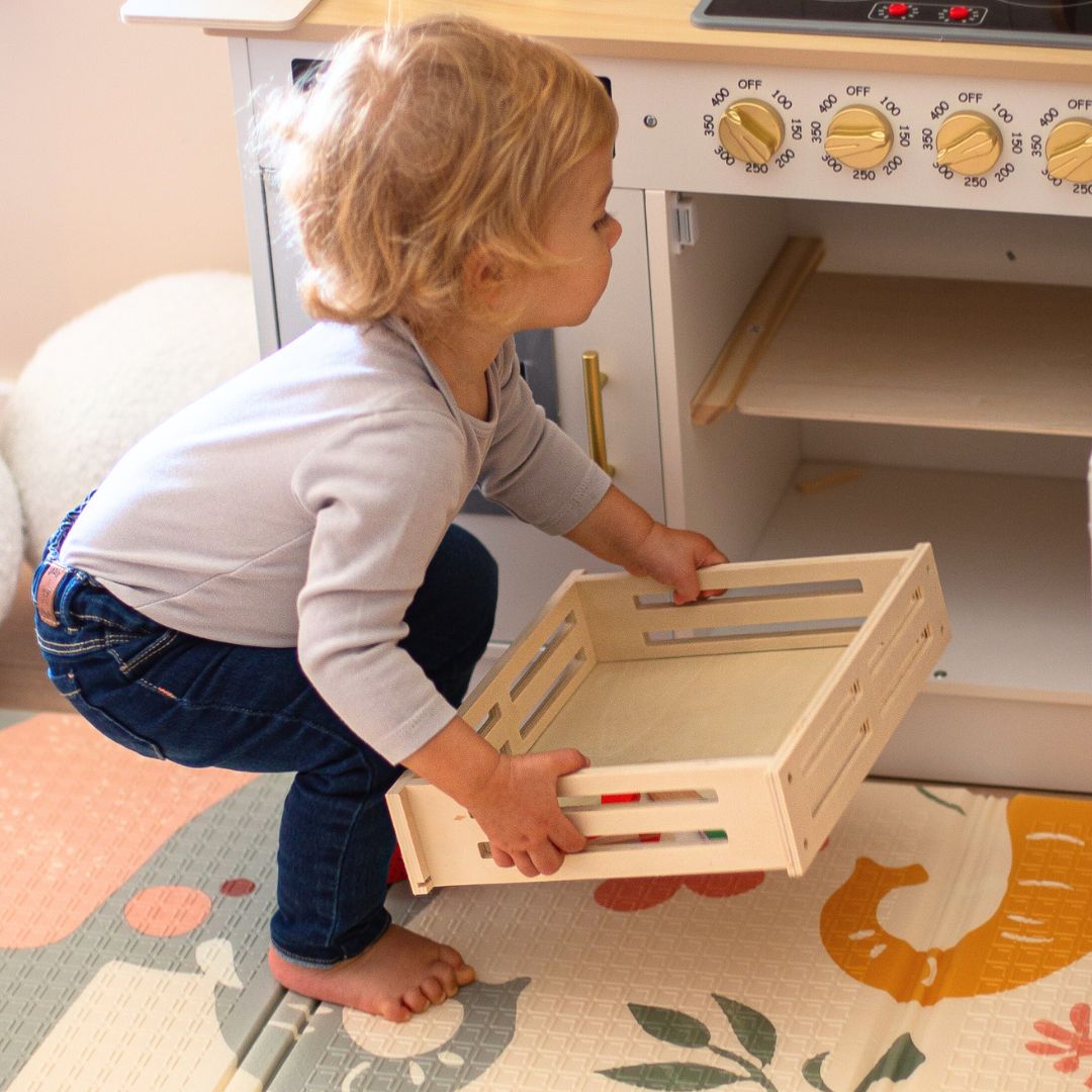 Drevené ovocie a zelenina na krájanie