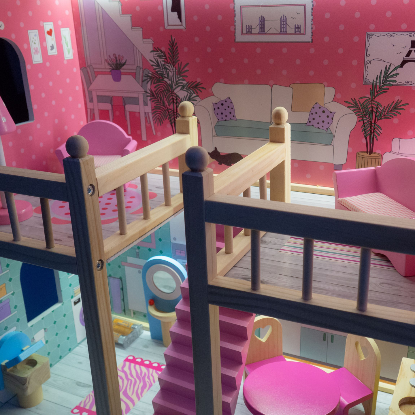 Veľký drevený 3-poschodový domček pre bábiky s terasou, nábytkom a LED osvetlením!
