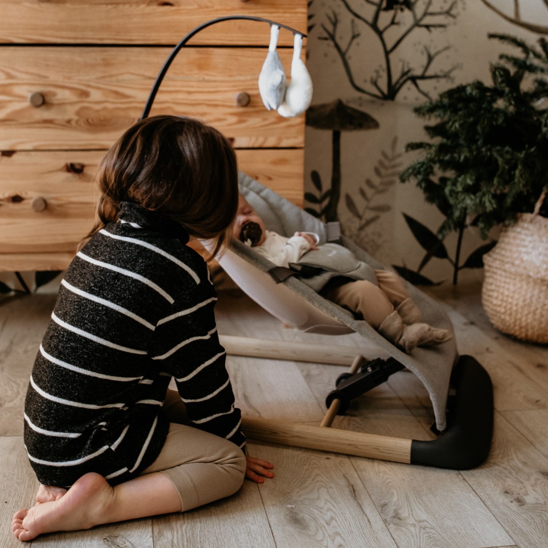 Hojdacie kreslo 2 v 1 Moby-Systém LILY - sivé