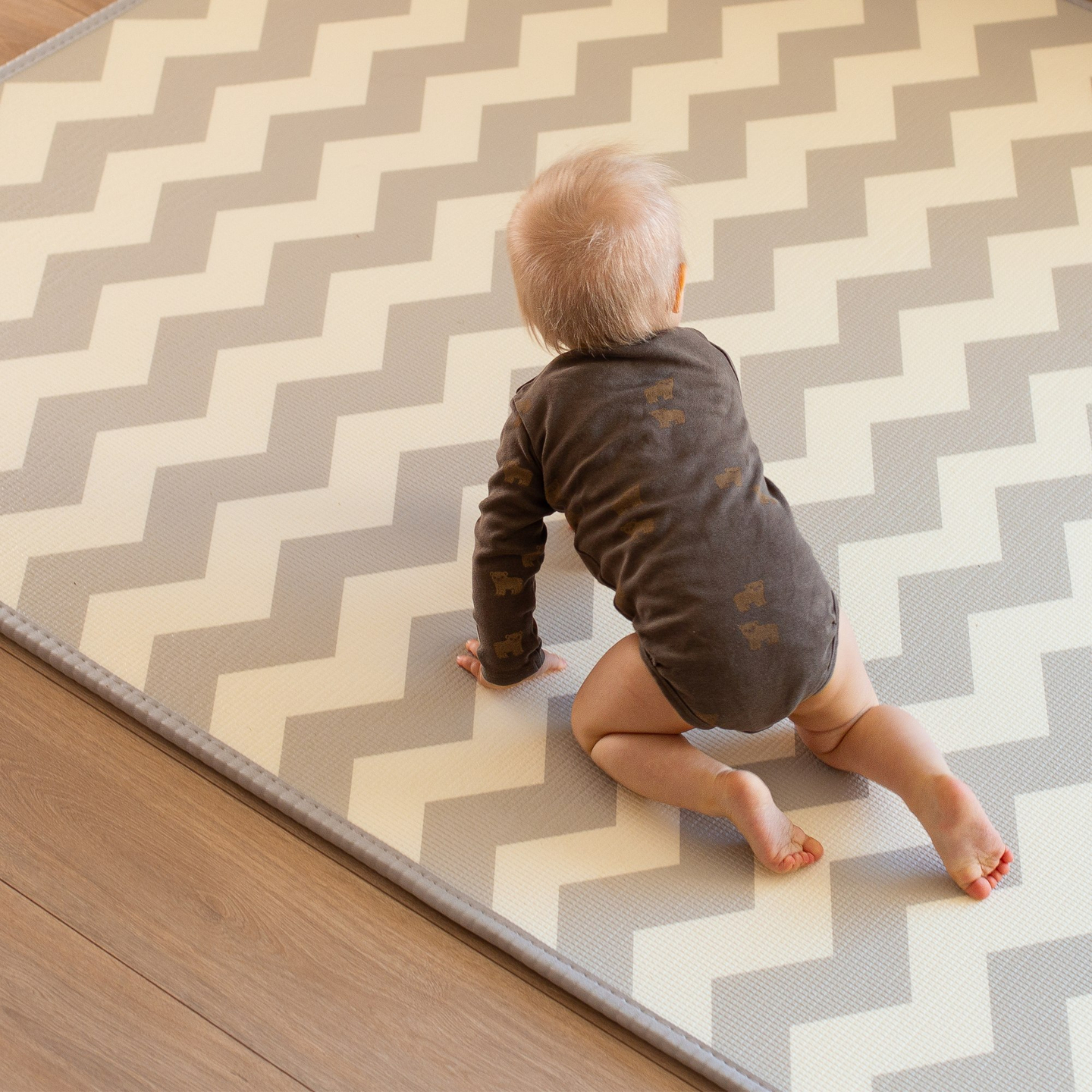 Obojstranná penová podložka XXL - rolka 2 CM (cesta a cikcaky)