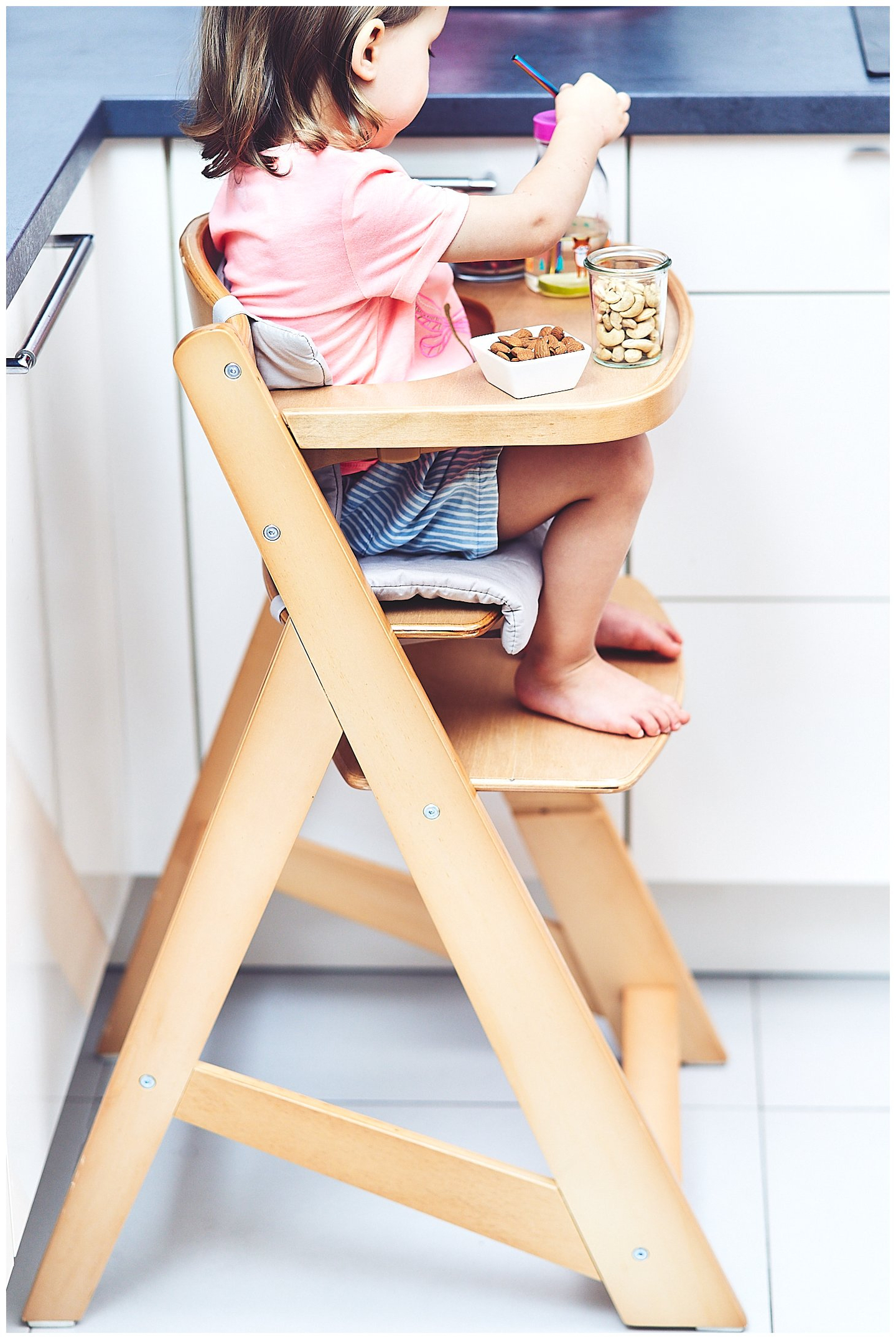 Drevená stolička na kŕmenie Moby-System WOODY - farba prírodného dreva