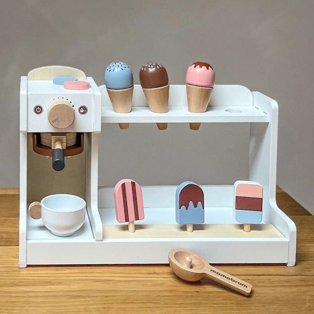 Drevená zmrzlináreň s kávovarom - kaviareň s príslušenstvom