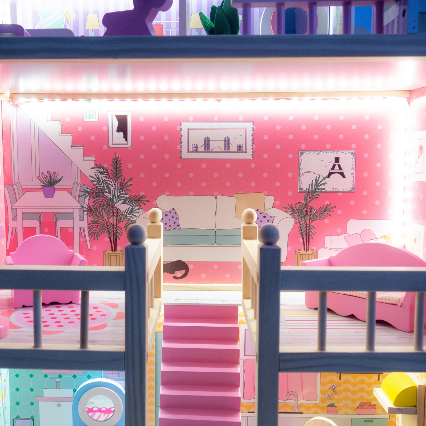 Veľký drevený 3-poschodový domček pre bábiky s terasou, nábytkom a LED osvetlením!