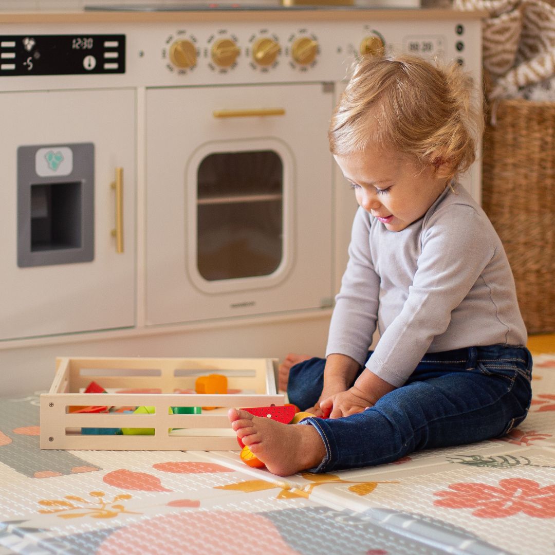 Drevené ovocie a zelenina na krájanie