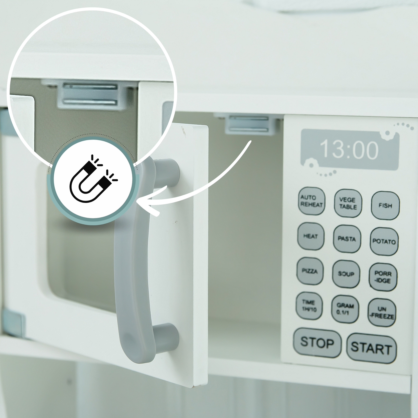 Drevená detská kuchynka s mikrovlnnou rúrou