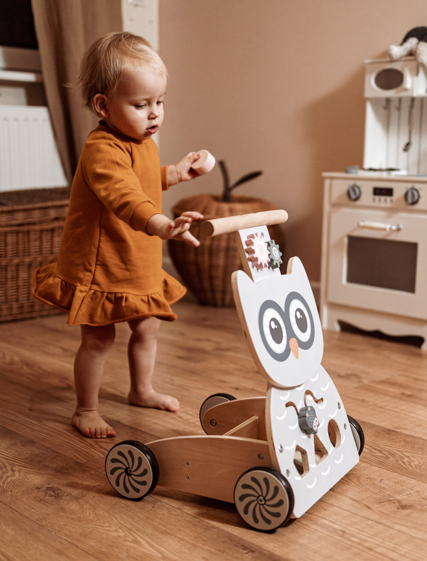 Drevené multifunkčné chodítko - odrážadlo - kočík s blokmi - Sova