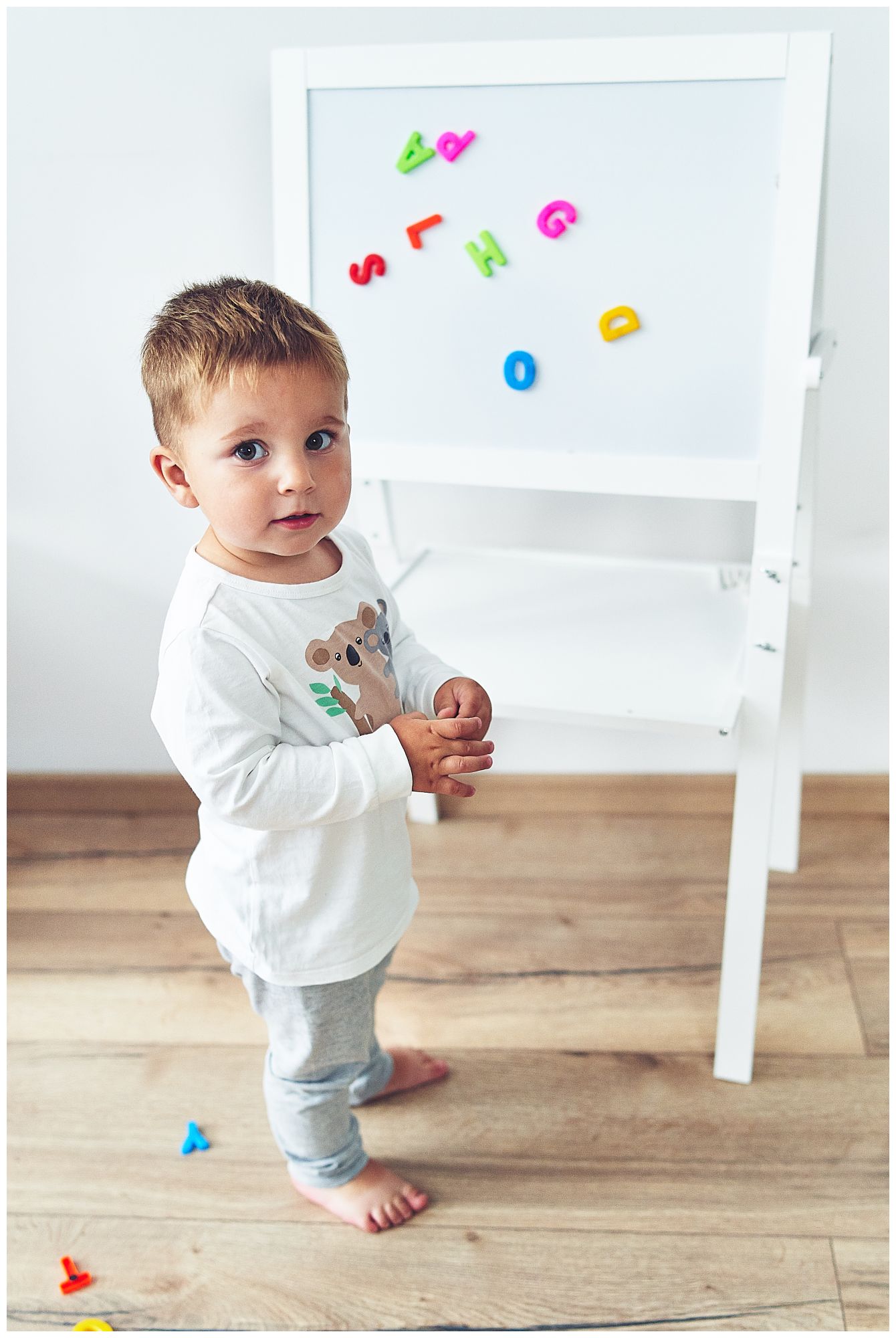 Vzdelávacia obojstranná tabuľa: magnetická a kriedová - suché utieranie, drevená, pre deti, skladacia