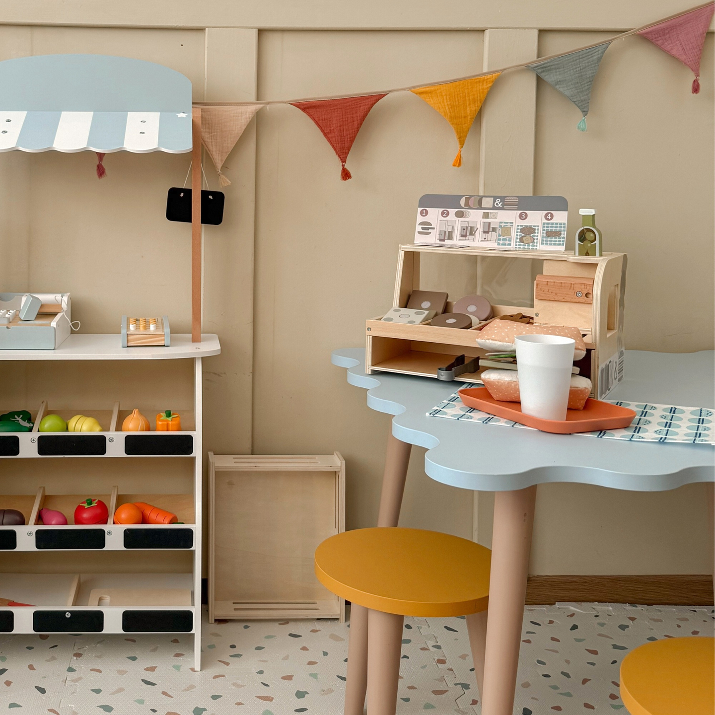 Drevený sendvičový bar - reštaurácia