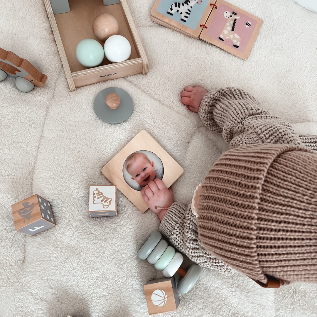 Montessori vzdelávací box pre bábätká - 6 hračiek