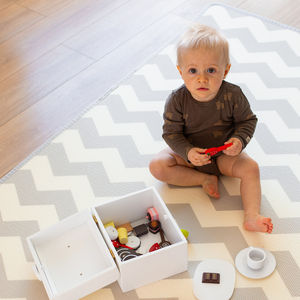 Obojstranná penová podložka XXL - rolka 2 CM (les a cikcaky)